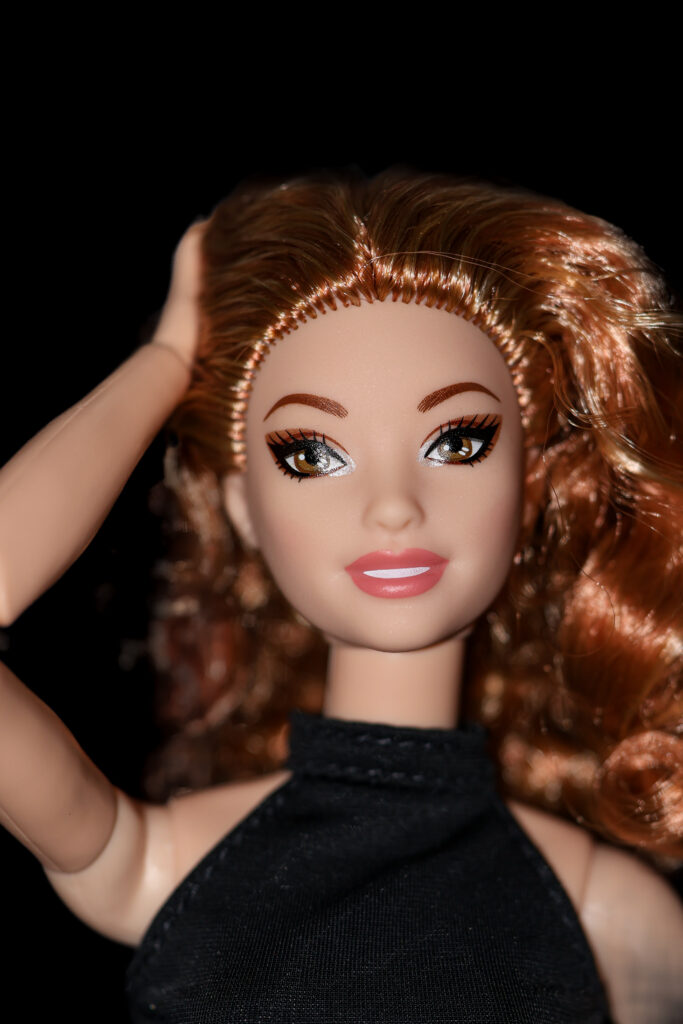 Barbie Signature Basics You Create Neutral Kit 003