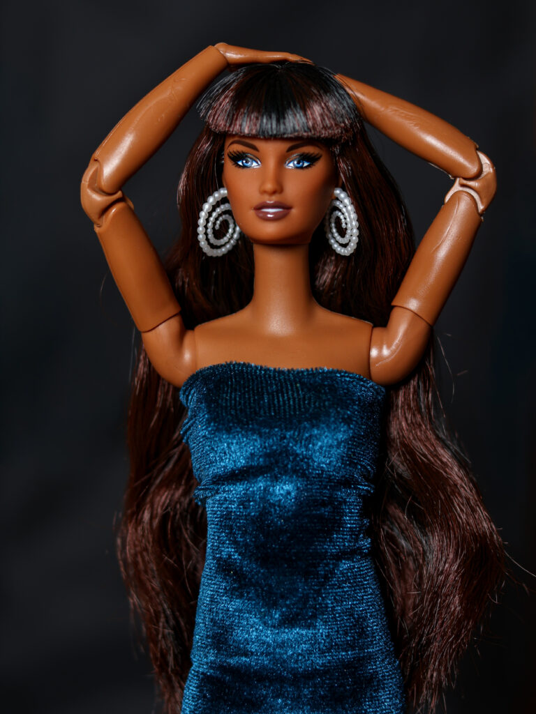 Barbie Signature Basics You Create Neutral Kit 001