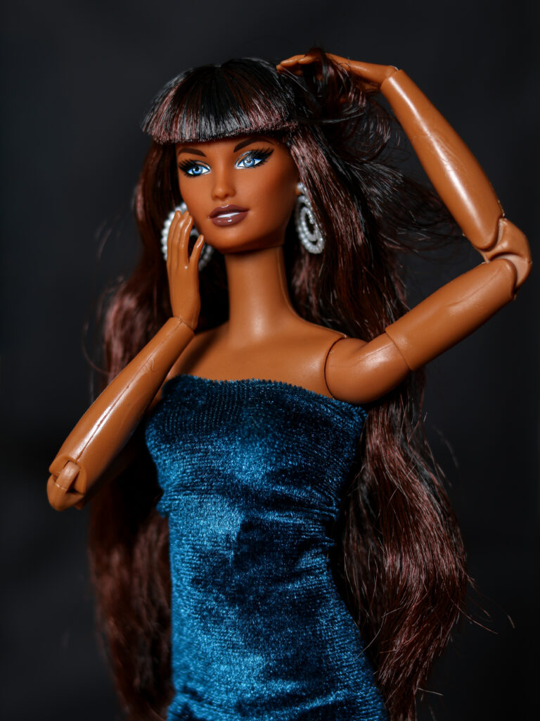 Barbie Signature Basics You Create Neutral Kit 001